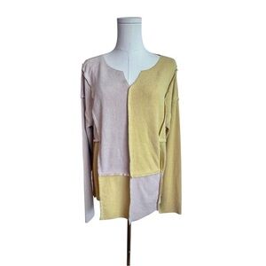 Easel NWT Color Block Beige Yellow Long Sleeve V-Neck Ribbed Top Women’s Size L